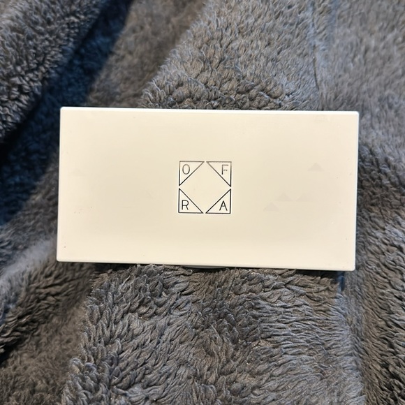 OFRA Midi Palette Face It - Light - Picture 2 of 4